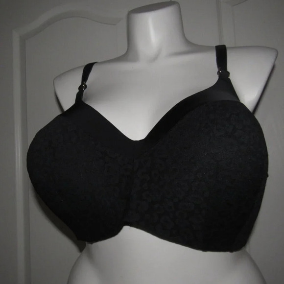 NWT TORRID Wire Free Lightly Lined Animal Lace 360 Back Smoothing Black Bra 48D - Picture 1 of 5